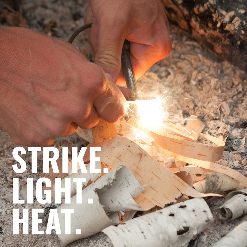 Carica immagine in Galleria Viewer, Close up showing how to se the LifeSaver Fire Starter
